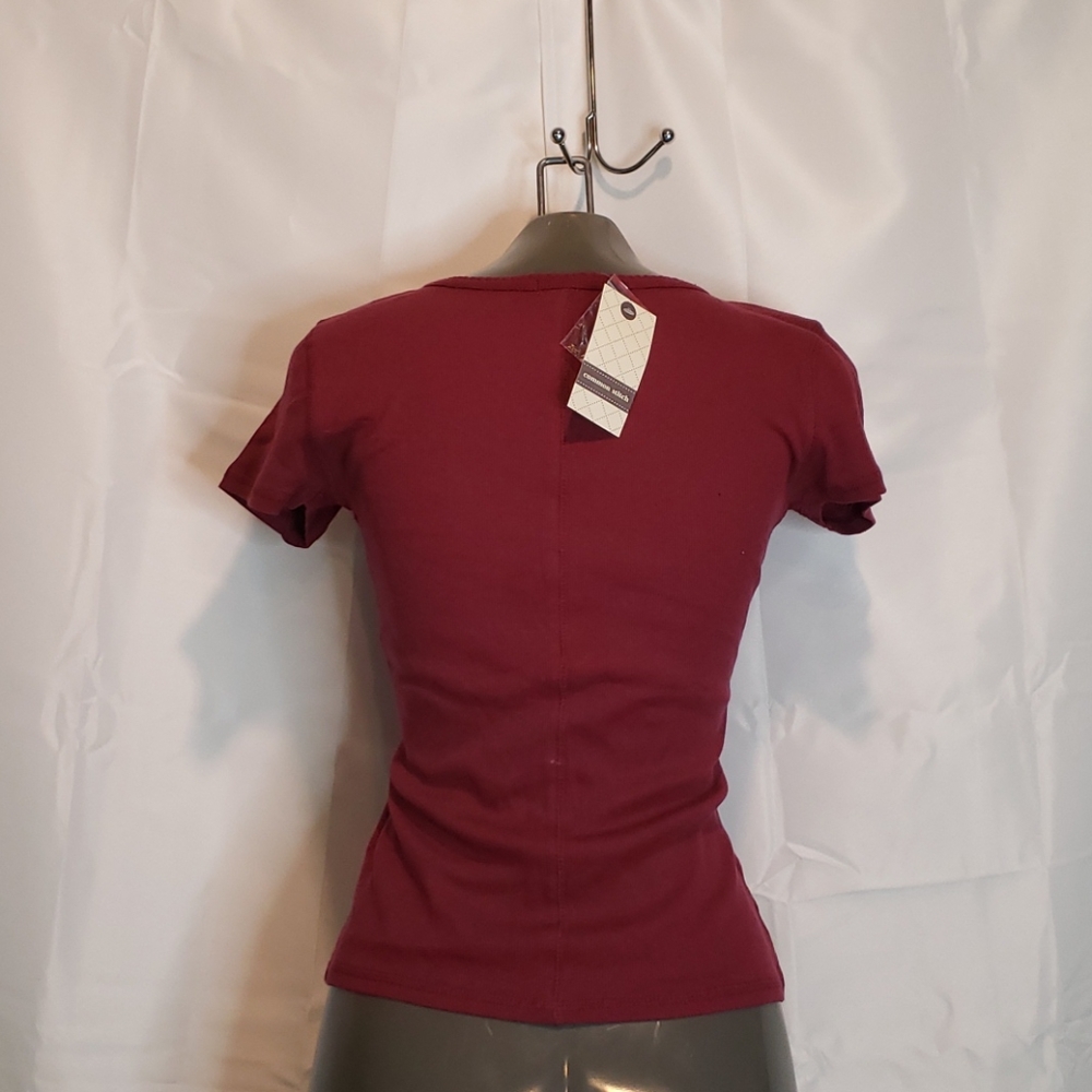 Common Stitch Top - Picture 2 of 2
